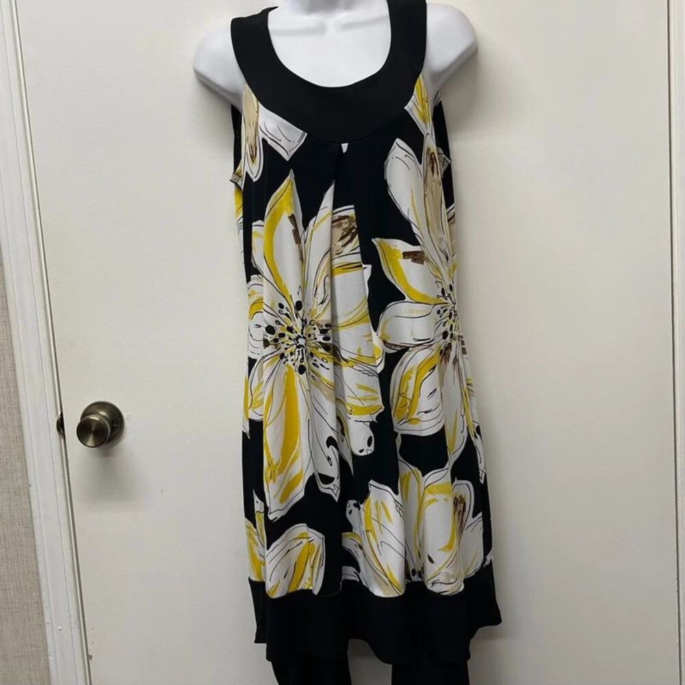 Excellent preowned condition size 10 sleeveless Summer dress
